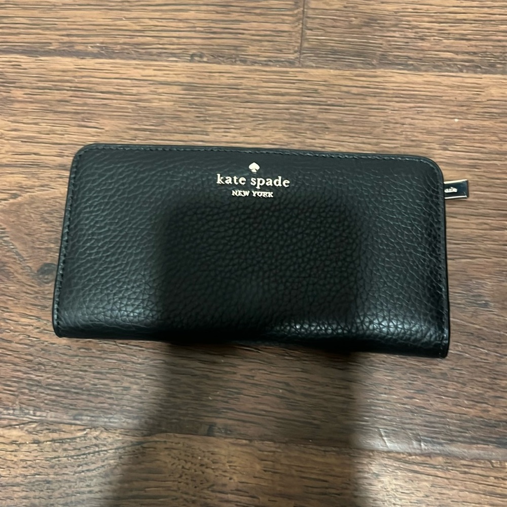 NWT Kate Spade Wallet